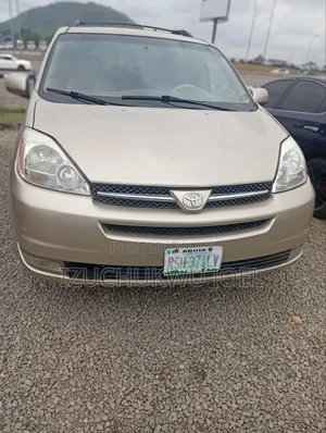 Toyota Sienna 2005
