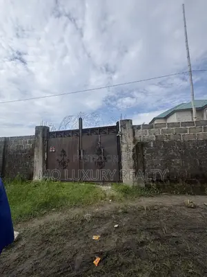 1,339 SQM Land for Sale 2 Ways Street. 2 Plots