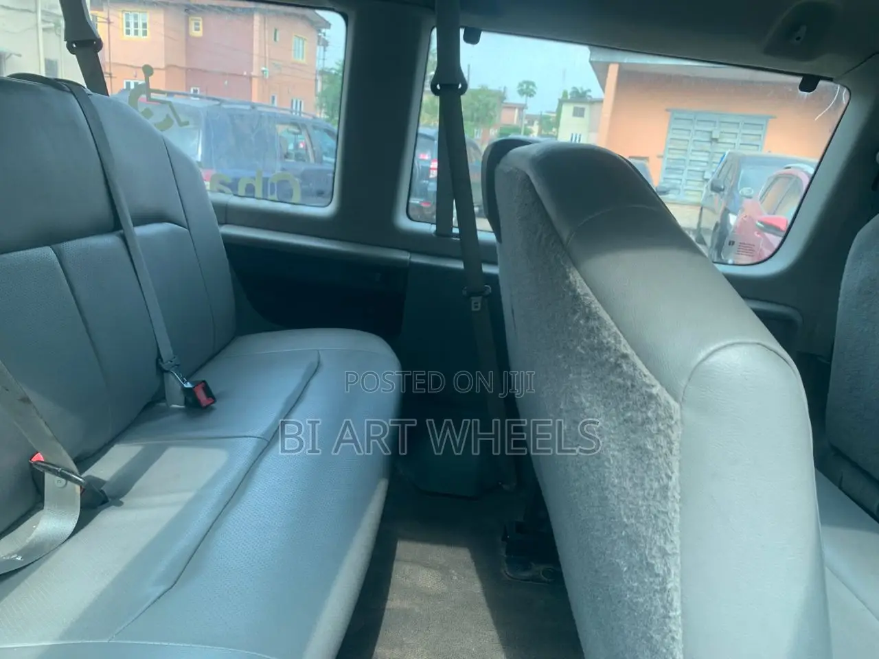 Ford E250 2010 Red
