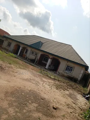 2bdrm Block of Flats in Peace Estate, Gberigbe for rent