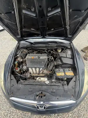 Honda Accord 2005 Gray