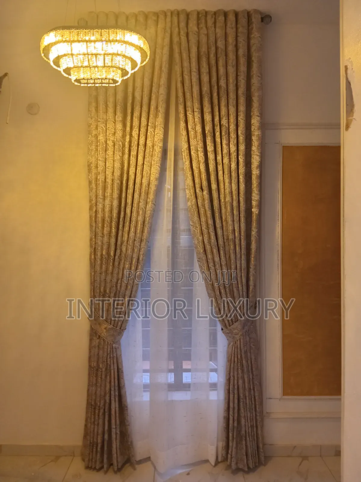 Curtains And Window Blinds