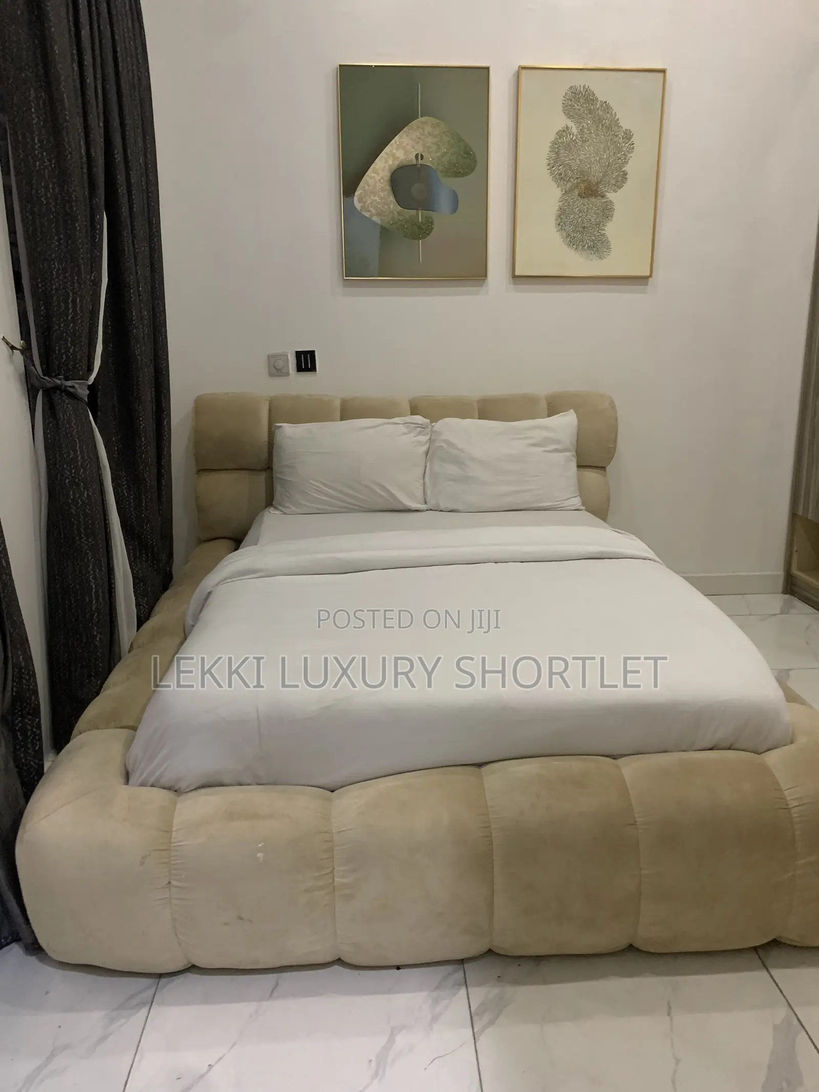 Bedframe 4.5 by 6