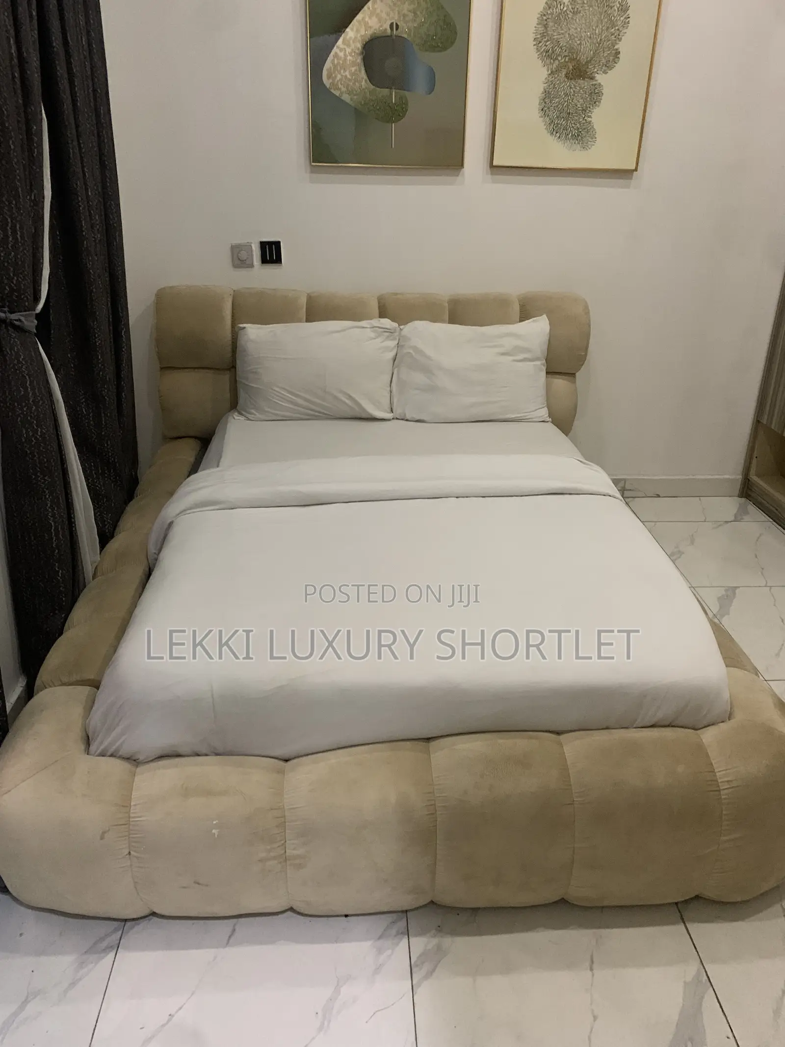 Bedframe 4.5 by 6
