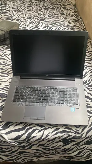 Laptop HP ZBook 17 G3 16GB Intel Xeon SSHD+SSD 512GB