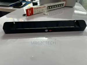 Suntrick Sensor Solar Wall Lamp