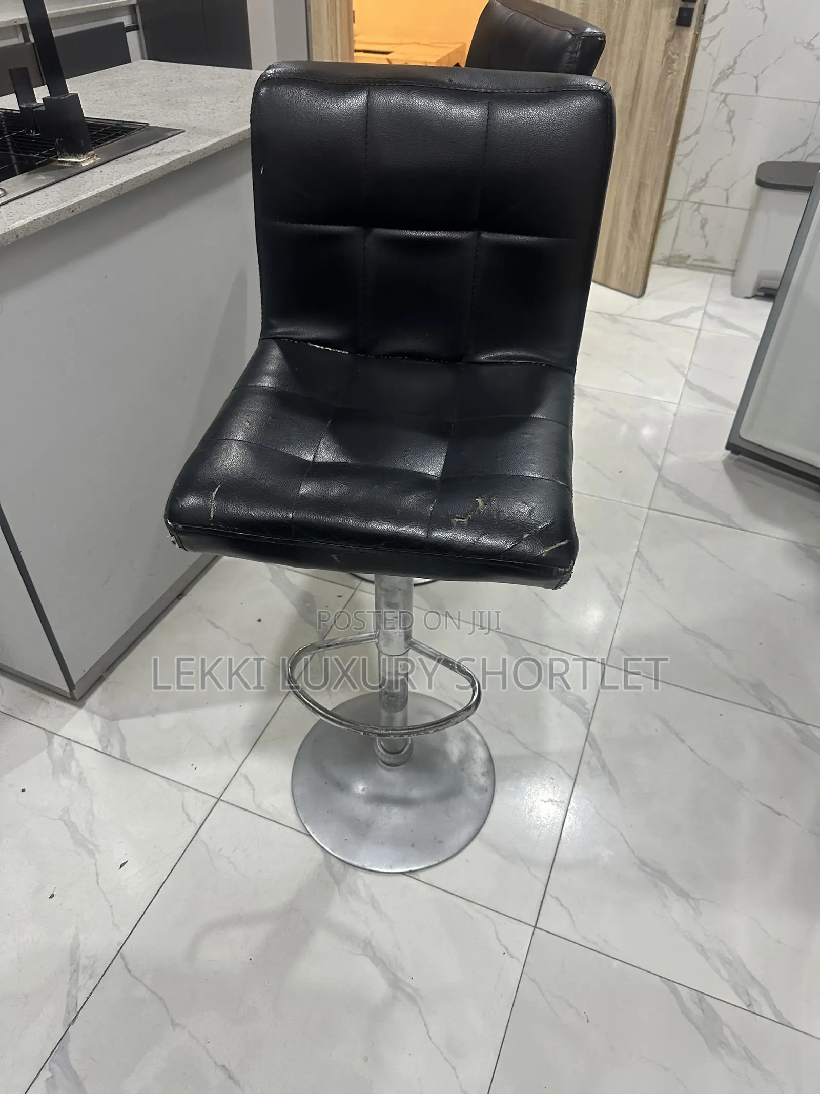 2 Bar Stools