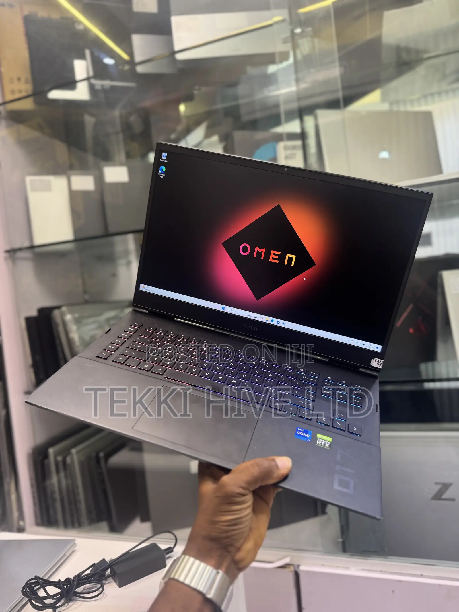 Laptop HP Omen 17 16GB Intel Core i7 SSD 1T