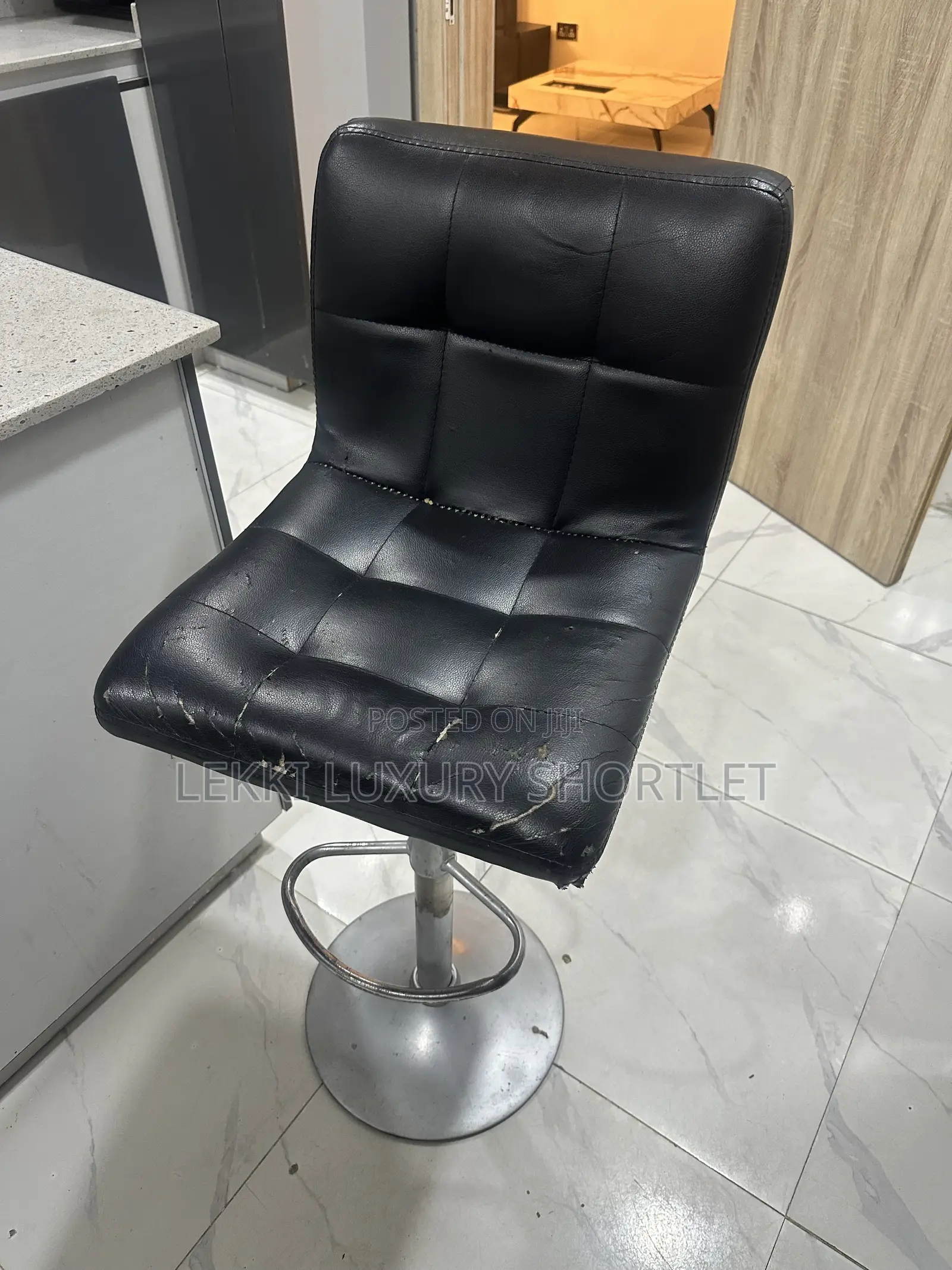 2 Bar Stools