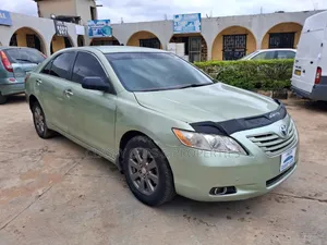 Toyota Camry XLE 4dr Sedan (2.4 4cyl 5A) 2008 Green