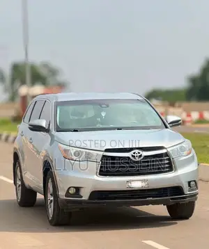 Toyota Highlander 2016 Silver