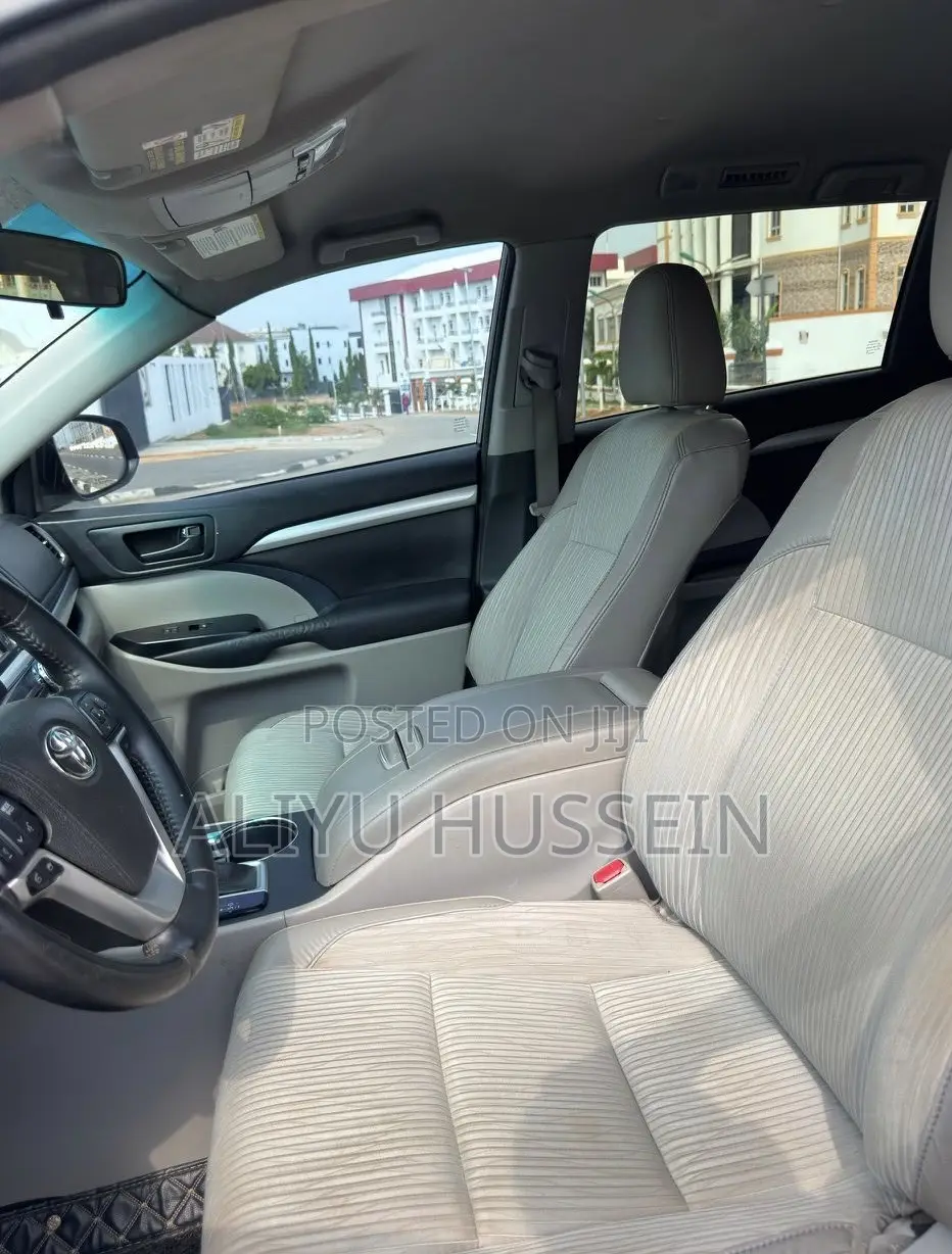 Toyota Highlander 2016 Silver