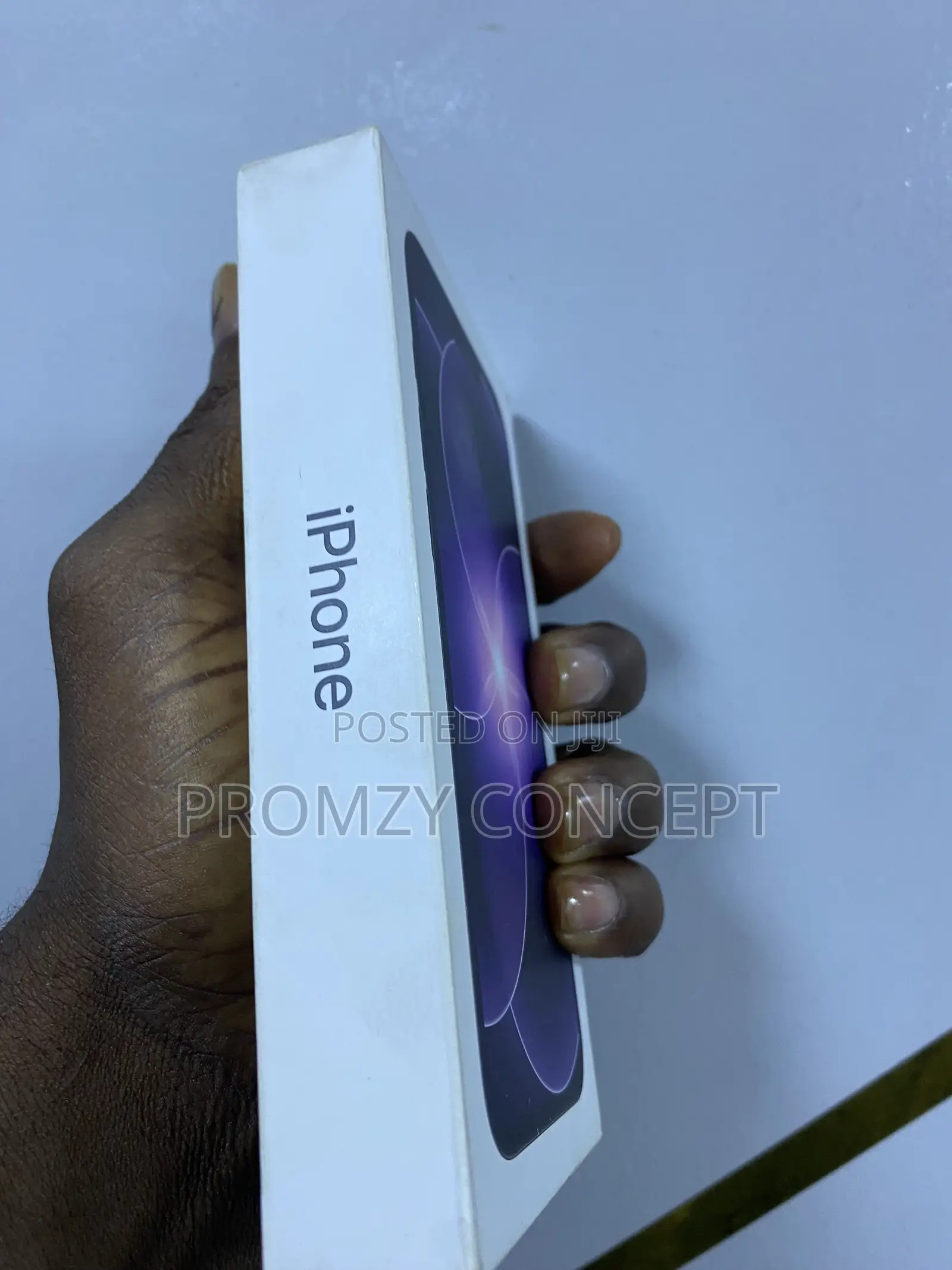 New Apple iPhone 17e 512 GB Black