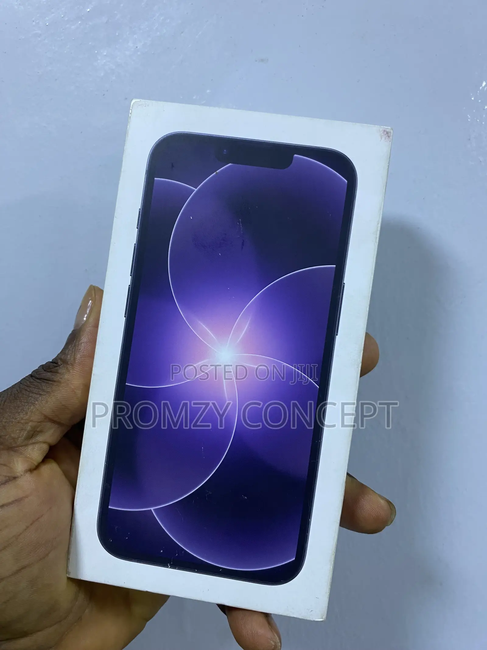 New Apple iPhone 17e 512 GB Black