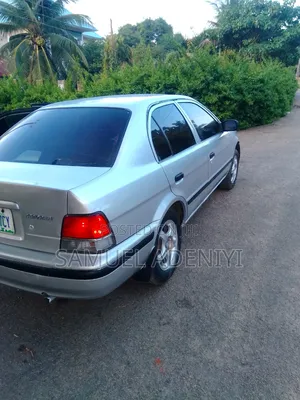 Toyota Corolla Sedan 2001 Silver