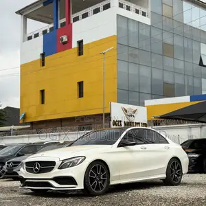 Mercedes-Benz C450 2016 White