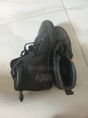 Gucci Shoe