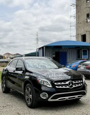 Mercedes-Benz GLA 250 2018 Black