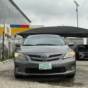 Toyota Corolla 2013 Gray