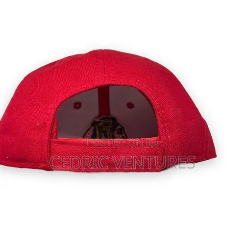 Liverpool Unisex Classic Adjustable Baseball Cap