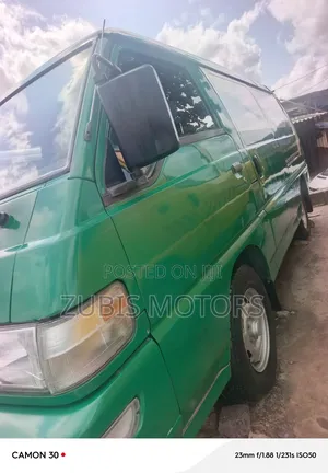 Mitsubishi Delica 2005 Green