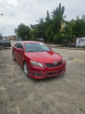Toyota Camry 2010 Red