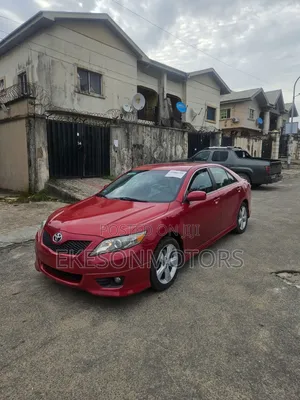 Toyota Camry 2010 Red