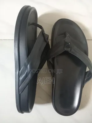 Valentino Slippers V