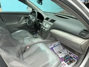 Toyota Camry 2011 Silver