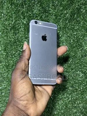 Apple iPhone 6s 64 GB Silver