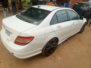 Mercedes-Benz C300 2009 White
