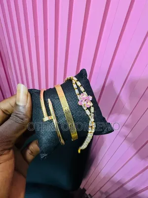 Bangles Set