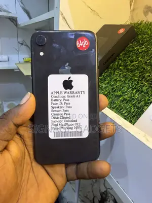 Apple iPhone XR 64 GB Black