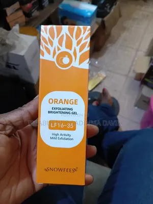 Gmeelan Orange Enzymes Exfoliating Brightening Gel,