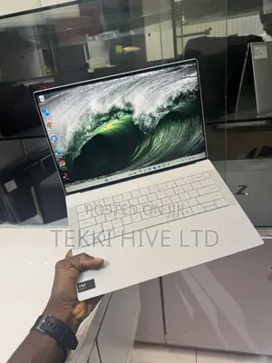 Laptop Dell XPS 14 9440 16GB Intel Core Ultra 7 SSD 512GB
