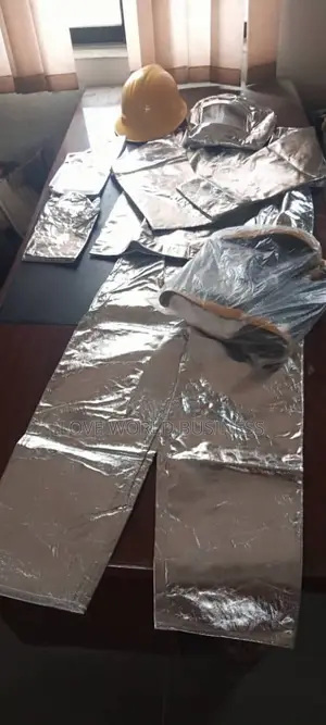 Heat-resistant Protective Suit