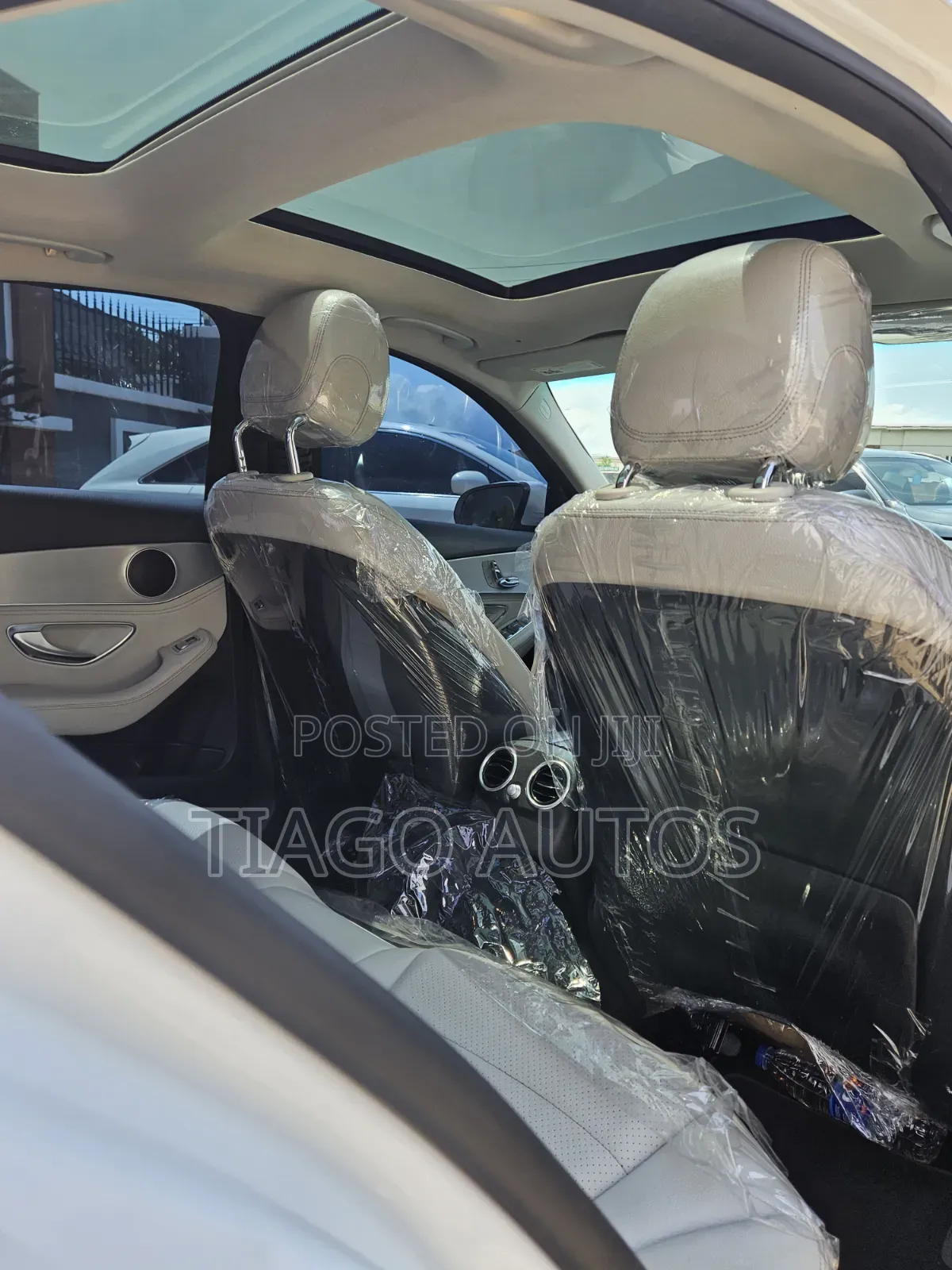 Mercedes-Benz C300 2016 White