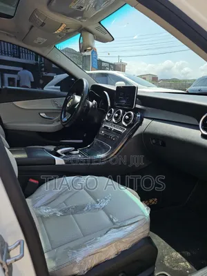 Mercedes-Benz C300 2016 White