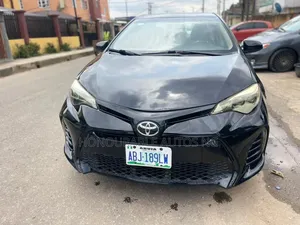 Toyota Corolla LE Plus 4dr Sedan (1.8L 4cyl CVT) 2016 Black