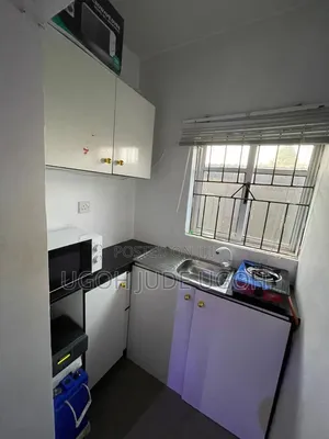 Hugo Properties Shortlet