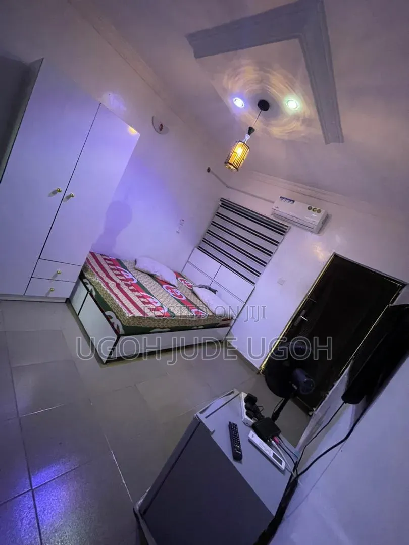 Hugo Properties Shortlet