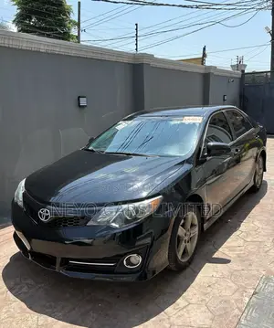 Toyota Camry SE Sport 4dr Sedan (2.5L 4cyl 6A) 2014 Black