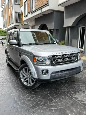 Land Rover Lr4 Base 4x4 2016 Black