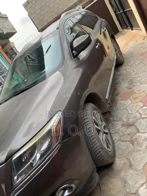 Nissan Pathfinder 2015 Gray
