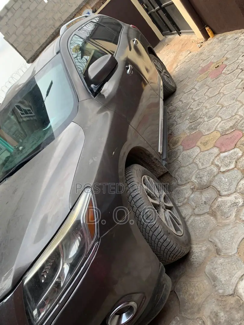 Nissan Pathfinder 2015 Gray