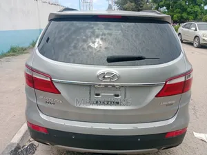Hyundai Santa Fe 2014 Gray