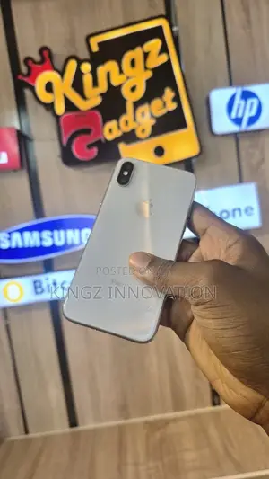 Apple iPhone X 64 GB White