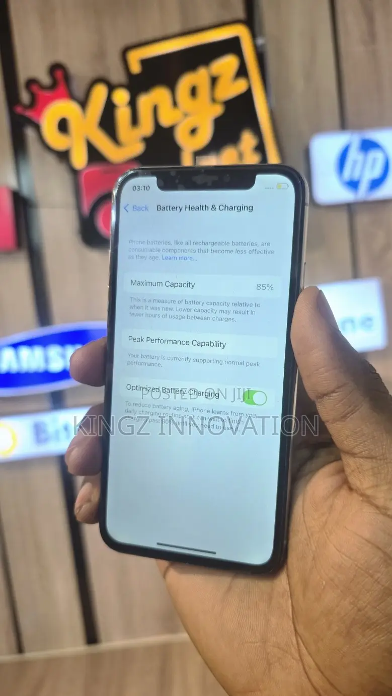 Apple iPhone X 64 GB White