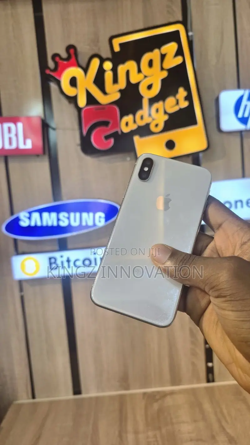 Apple iPhone X 64 GB White