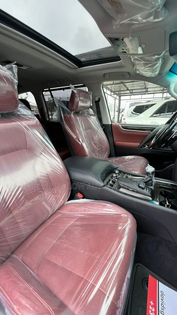 Lexus LX 570 AWD 2017 Silver